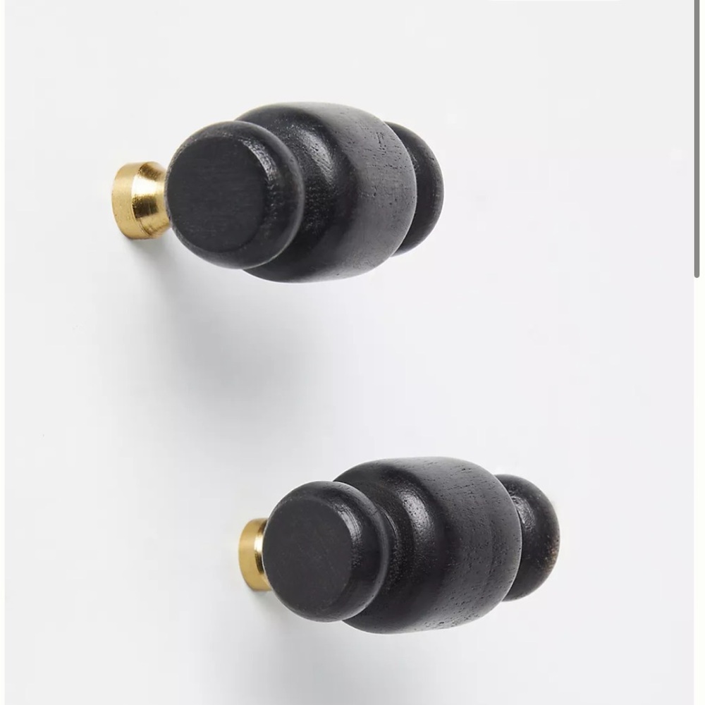 NIB Anthropologie Lennon Knob (9 still available)